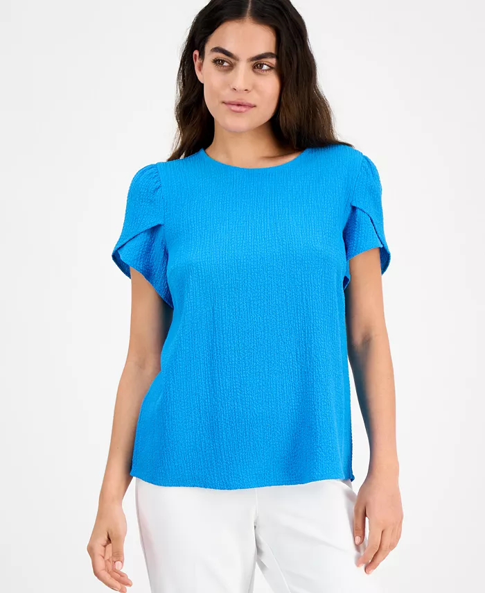 Укороченный топ с фактурной тканью, круглым вырезом и рукавами-тюльпанами Petite AK Anne Klein, синий
Укороченный топ с фактурной тканью, круглым вырезом и рукавами-тюльпанами Petite AK Anne Klein, синий