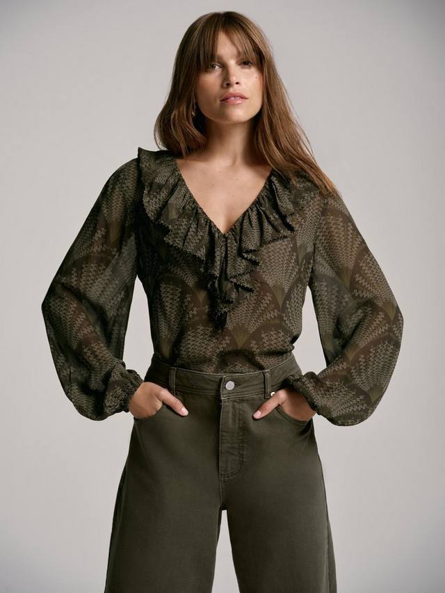 Блузка с абстрактным рюшами и длинными рукавами Mint Velvet, Green/Multi
Блузка с абстрактным рюшами и длинными рукавами Mint Velvet, Green/Multi