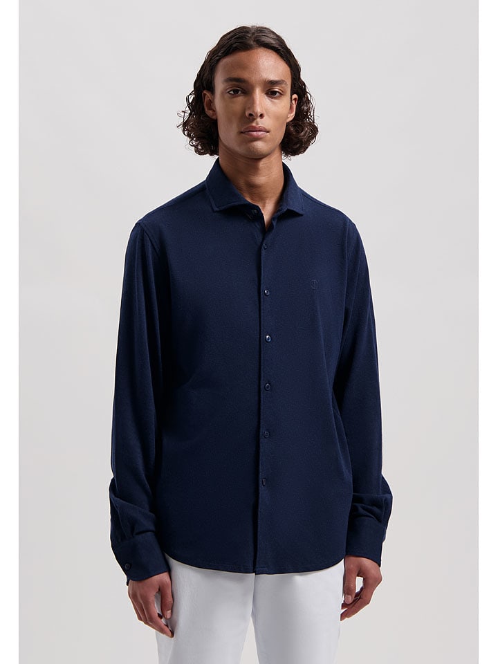 Рубашка DSTREZZED, темно-синий
Рубашка DSTREZZED, темно-синий