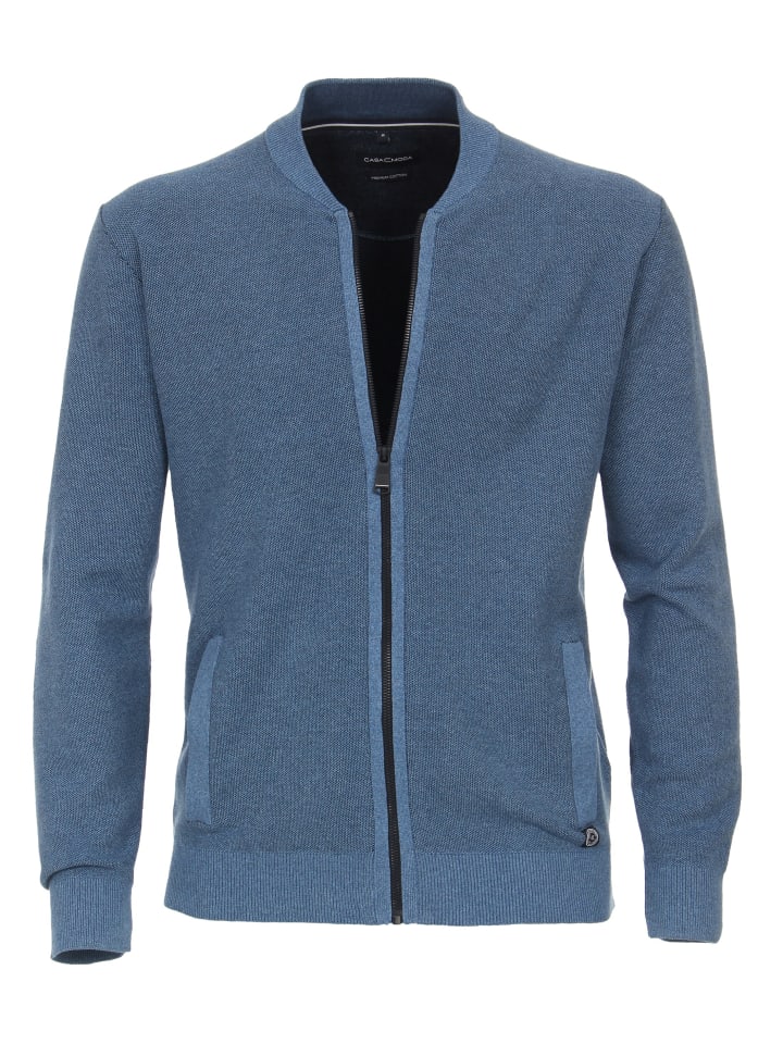 Светло-голубой кардиган CASAMODA
Светло-голубой кардиган CASAMODA