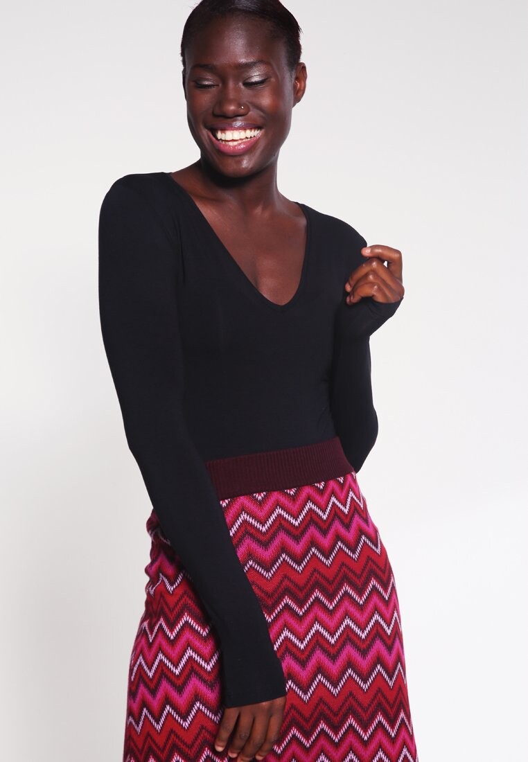 Рубашка с длинным рукавом VANNA mbyM, цвет black
Рубашка с длинным рукавом VANNA mbyM, цвет black