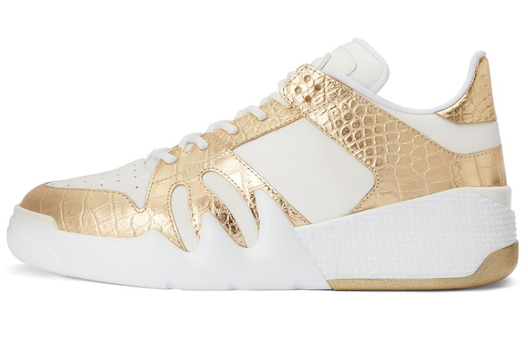 Кроссовки Giuseppe Zanotti из кожи с эффектом крокодила Talon
Кроссовки Giuseppe Zanotti из кожи с эффектом крокодила Talon