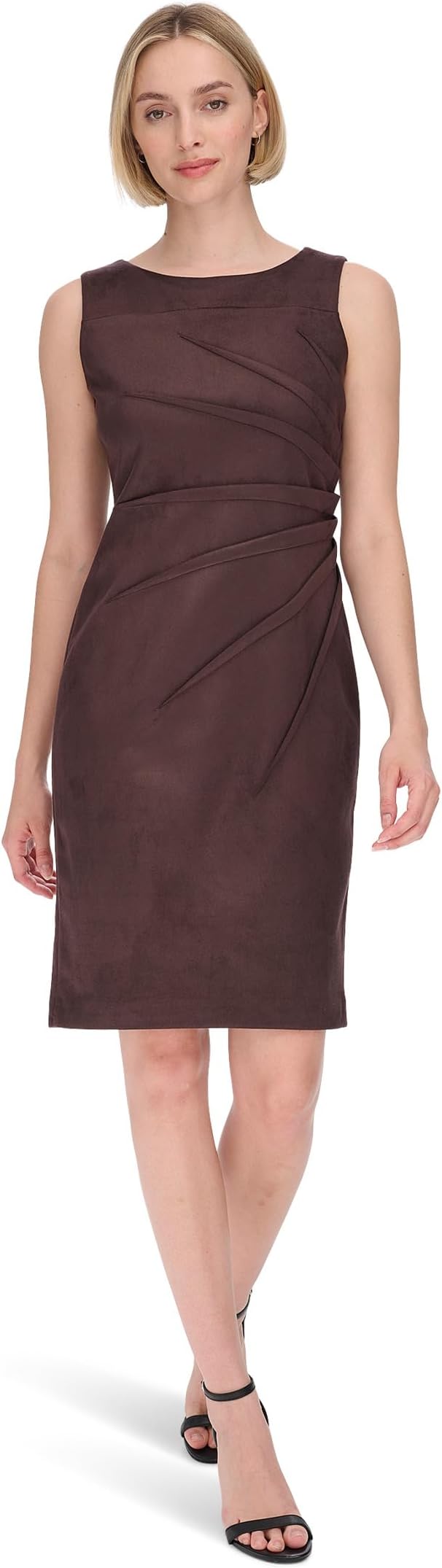 Платье Calvin Klein Suede Starburst Sheath, цвет Coffee Bean
Платье Calvin Klein Suede Starburst Sheath, цвет Coffee Bean