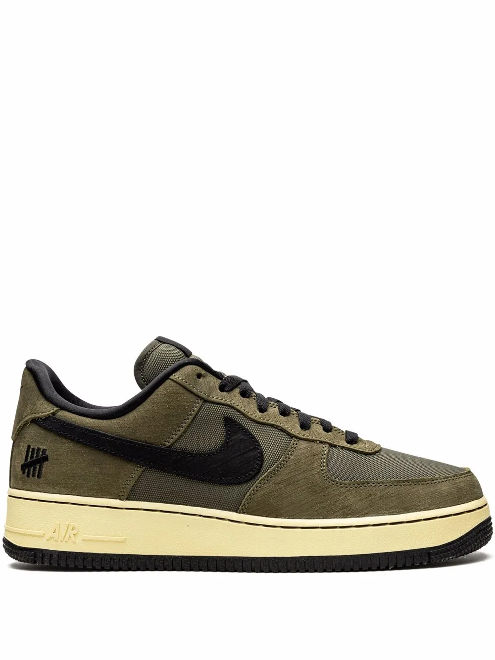 Кроссовки Air Force 1 Low SP Ballistic из коллаборации с Undefeated Nike, зеленый
Кроссовки Air Force 1 Low SP Ballistic из коллаборации с Undefeated Nike, зеленый