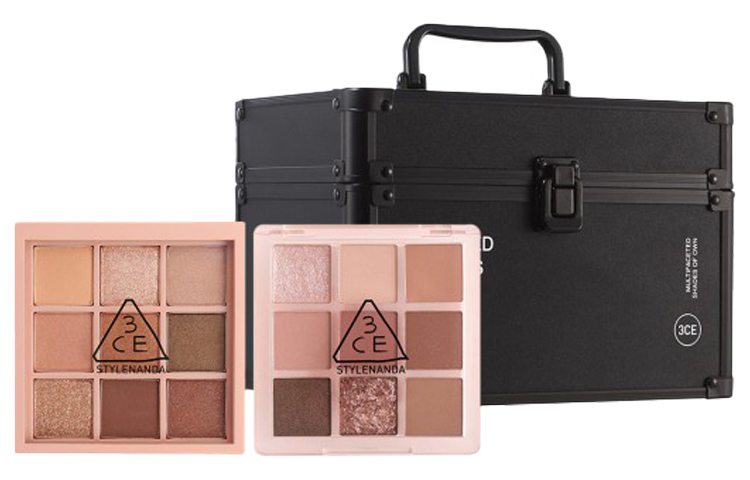 Набор косметики для женщин 3CE
Набор косметики для женщин 3CE