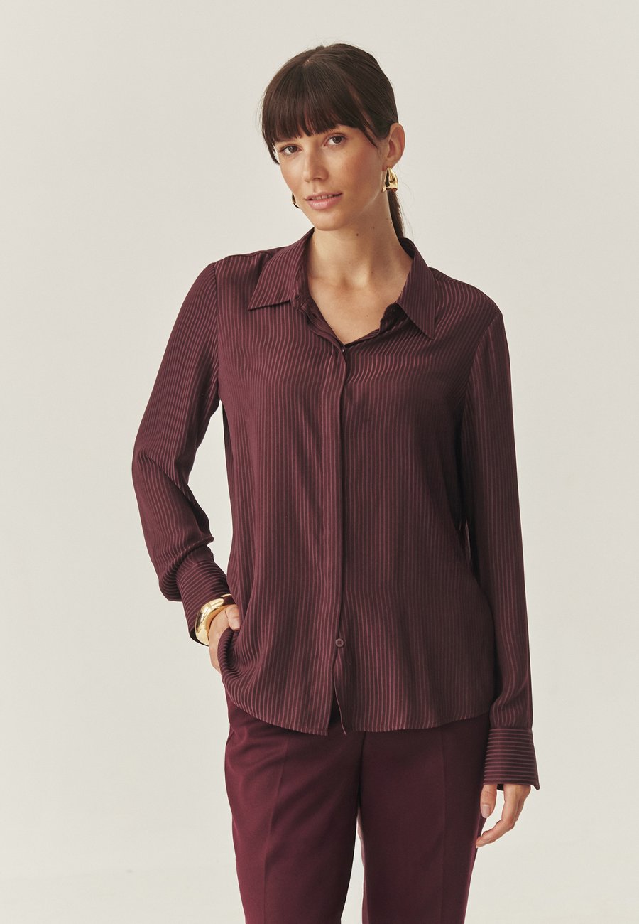 Блуза TATUUM NICOLE , Red
Блуза TATUUM NICOLE , Red