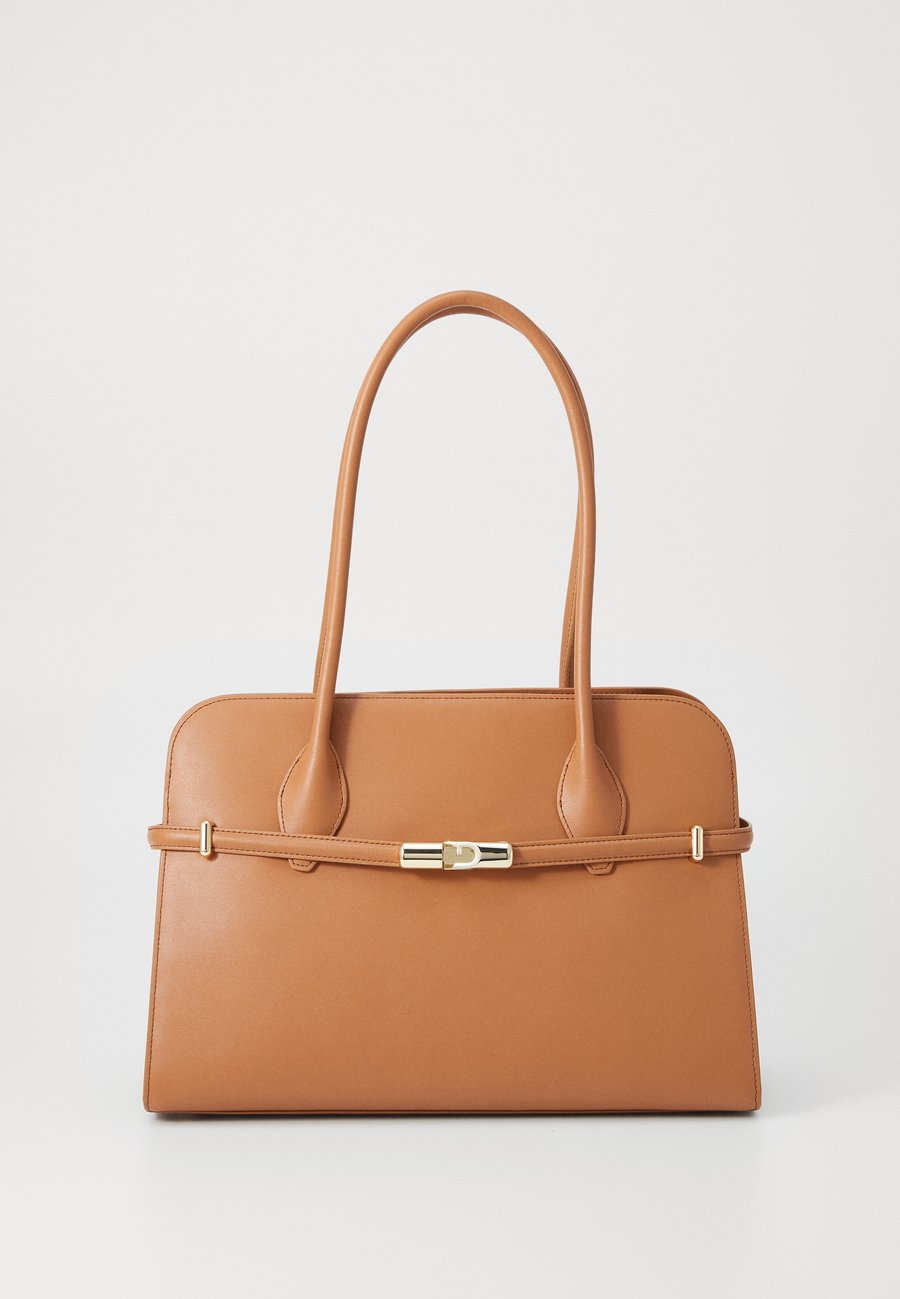 Сумка Furla GOCCIA DOME, Cognac
Сумка Furla GOCCIA DOME, Cognac