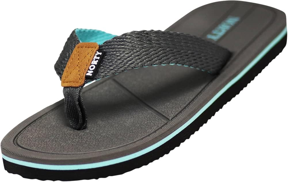 Сандалии NORTY Big Boy для пляжа, повседневные, для улицы и дома, шлепанцы с ремешком между пальцами, серый/бирюзовый
Сандалии NORTY Big Boy для пляжа, повседневные, для улицы и дома, шлепанцы с ремешком между пальцами, серый/бирюзовый