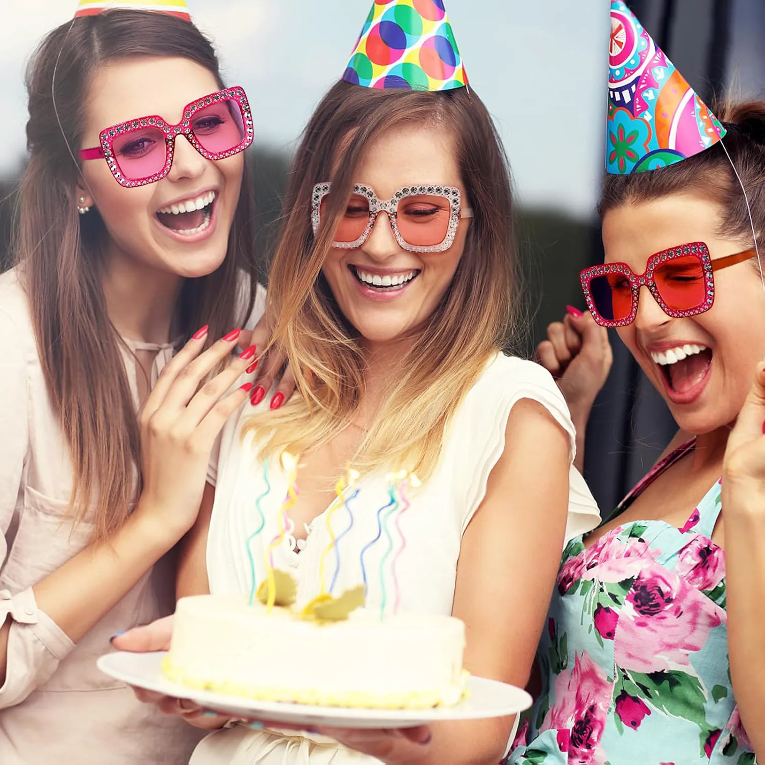 Женские солнцезащитные очки с блестящими кристаллами, крупной квадратной оправой с бриллиантами, массивная оправа, стильные и необычные SUNOVELTIES, 12 Multicolor
Женские солнцезащитные очки с блестящими кристаллами, крупной квадратной оправой с бриллиантами, массивная оправа, стильные и необычные SUNOVELTIES, 12 Multicolor