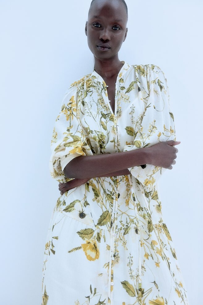 Платье оверсайз из жатой ткани H&M, бежевый
Платье оверсайз из жатой ткани H&M, бежевый