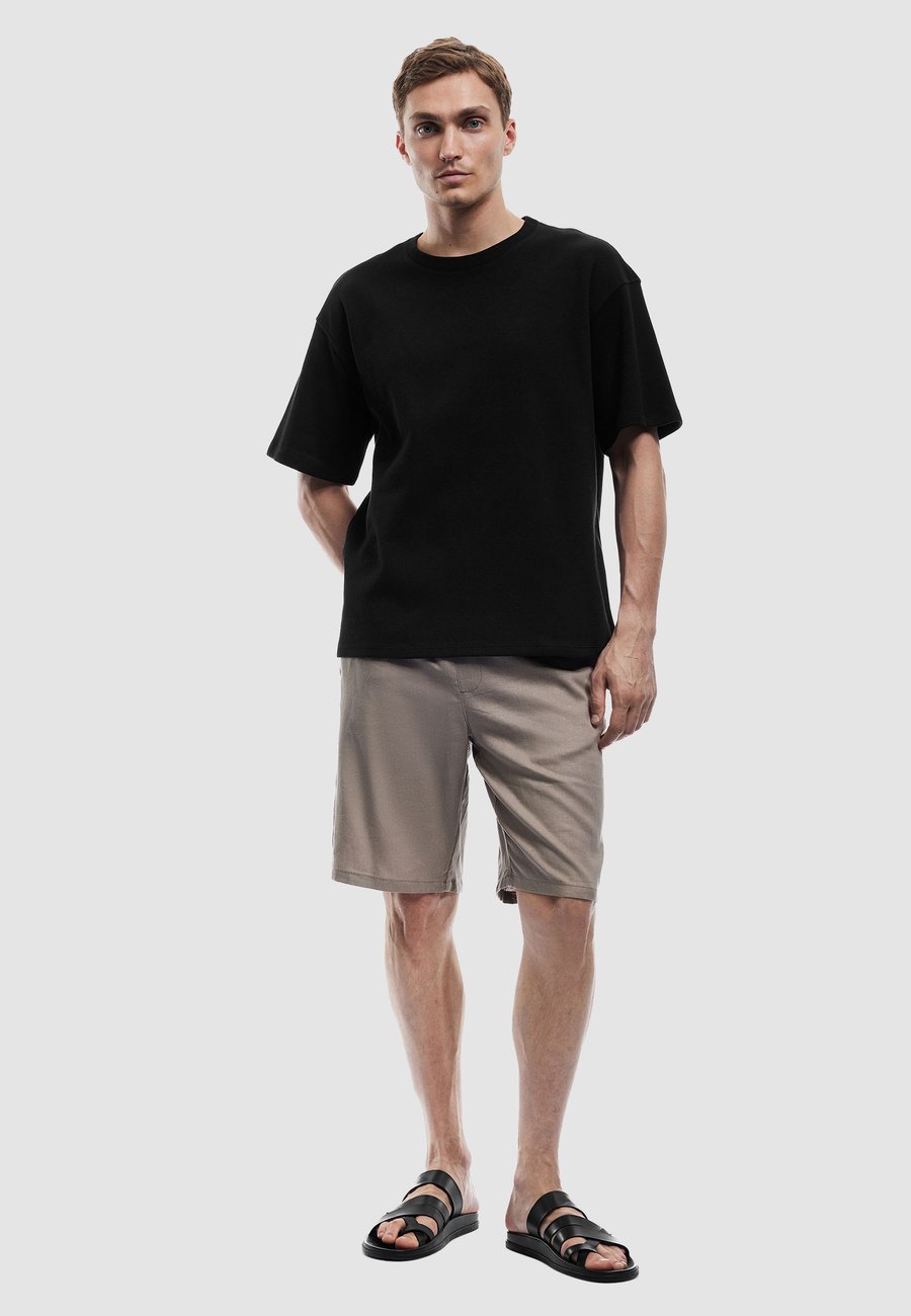 Футболка Koton Basic T-shirt, Black
Футболка Koton Basic T-shirt, Black