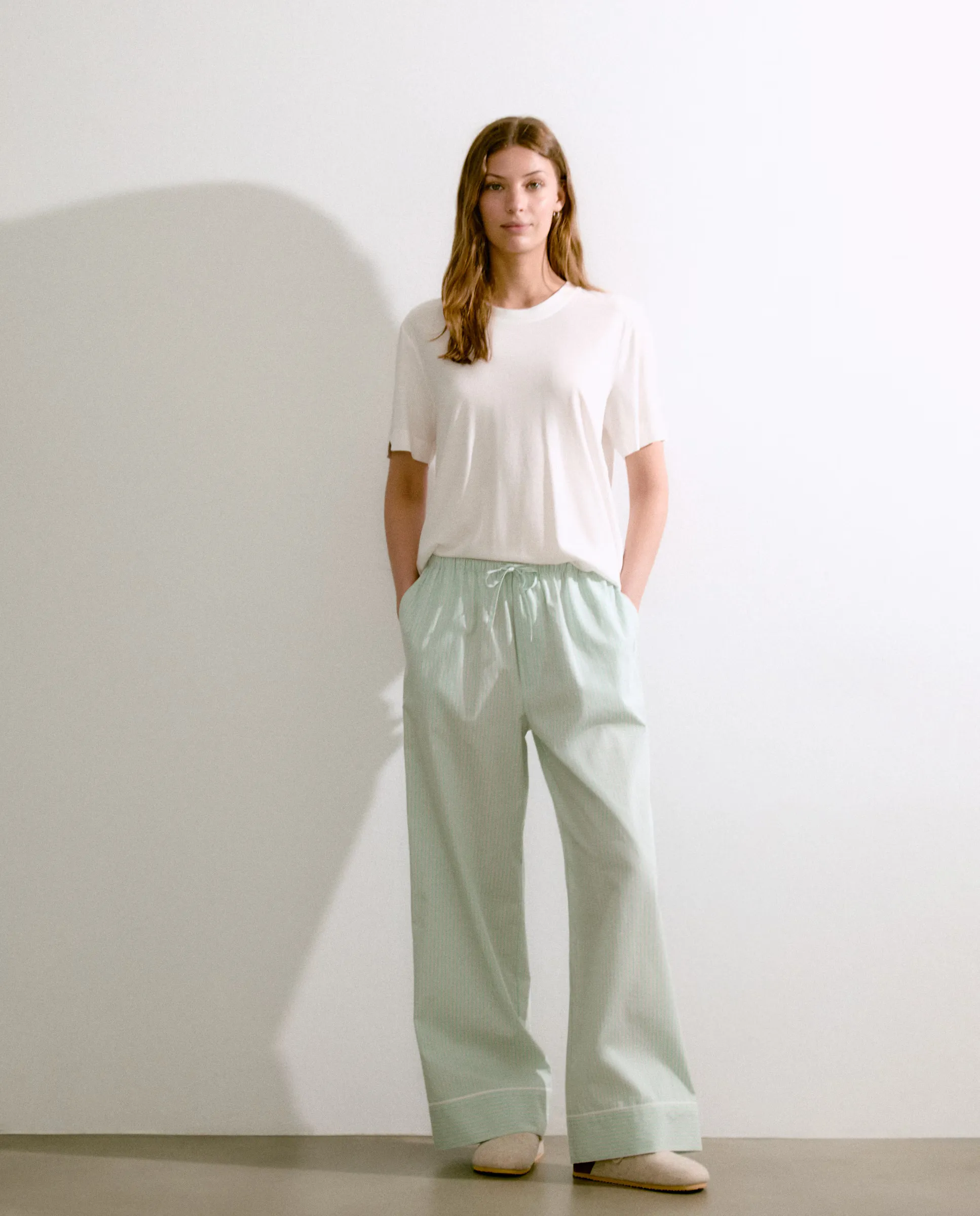 Женская пижама с коротким рукавом и полосатыми брюками Énfasis, зеленый
Женская пижама с коротким рукавом и полосатыми брюками Énfasis, зеленый