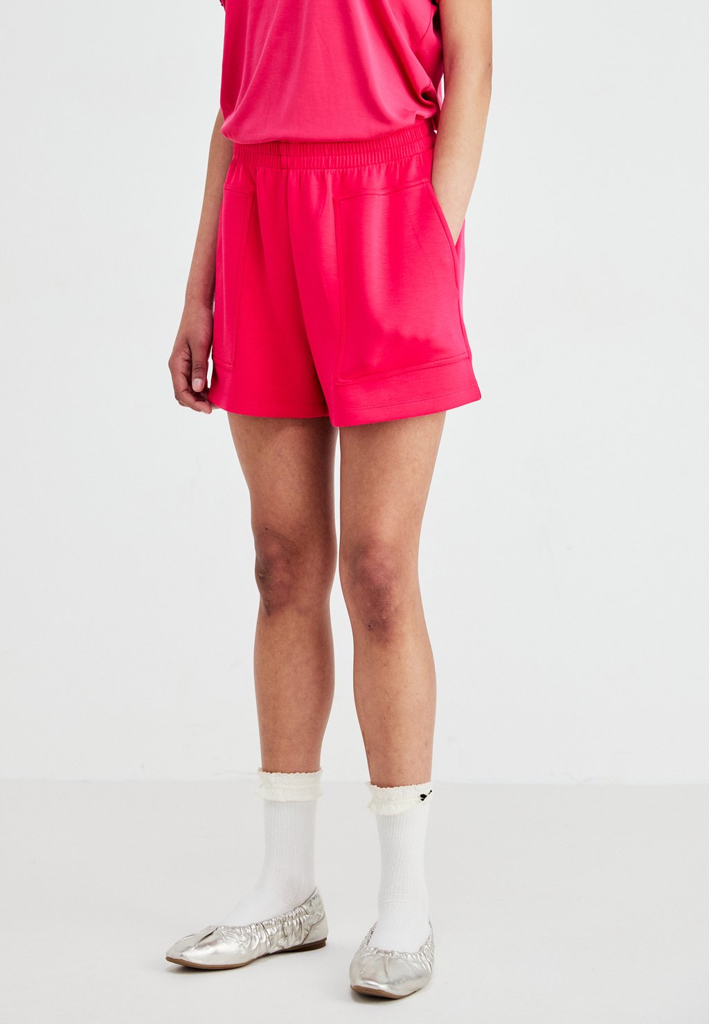 Шорты HARISSA - Tracksuit bottoms MSCH Copenhagen, красный
Шорты HARISSA - Tracksuit bottoms MSCH Copenhagen, красный