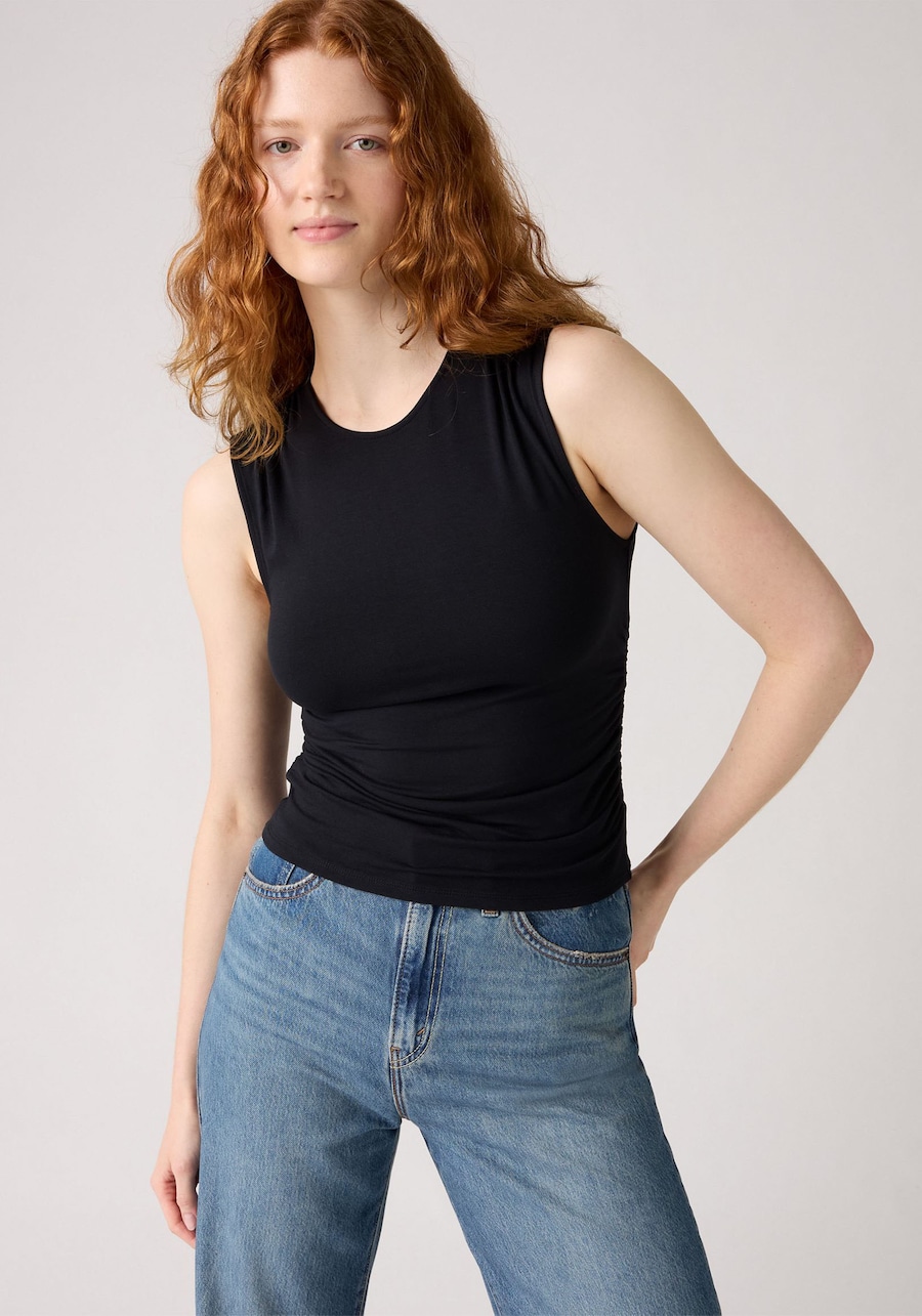 Топ LEVI'S , черный
Топ LEVI'S , черный