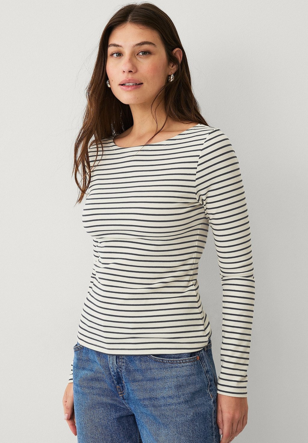 Топ с длинными рукавами Ellos Collection, синий
Топ с длинными рукавами Ellos Collection, синий