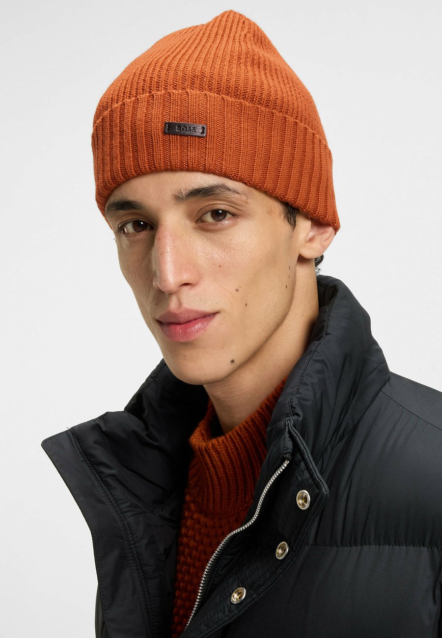 Шапка BOSS FATI UNISEX, Dark Orange Nine/Orange
Шапка BOSS FATI UNISEX, Dark Orange Nine/Orange