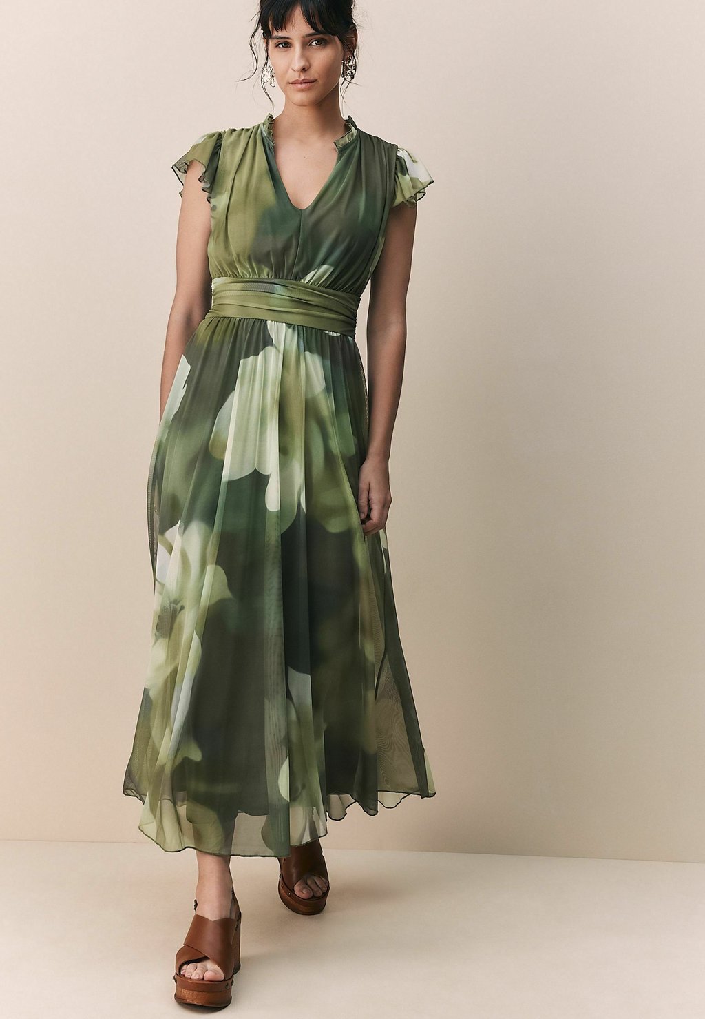 Платье макси TALL FIT - V-NECK Next, зеленый
Платье макси TALL FIT - V-NECK Next, зеленый