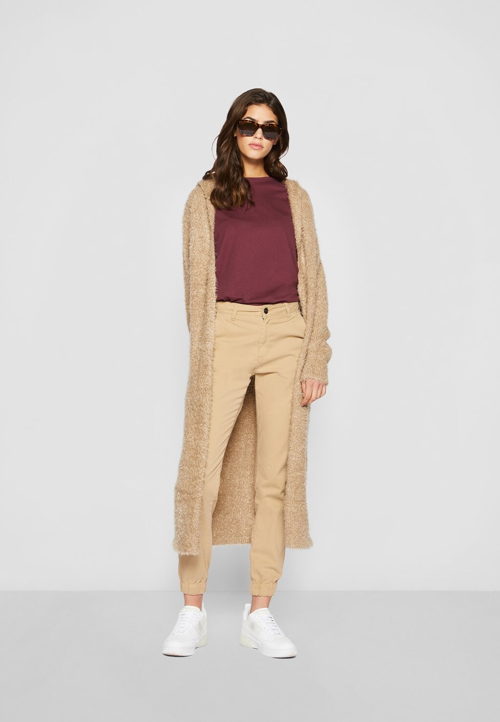 Кардиган Urban Classics FEATHER, цвет Softtaupe, Коричневый, Кардиган Urban Classics FEATHER, цвет Softtaupe
Кардиган Urban Classics FEATHER, цвет Softtaupe, Коричневый, Кардиган Urban Classics FEATHER, цвет Softtaupe