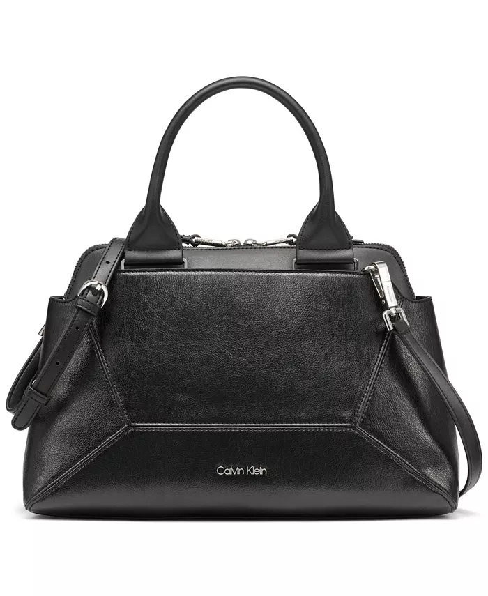 Женская мини-сумка Heidi Calvin Klein, черный
Женская мини-сумка Heidi Calvin Klein, черный