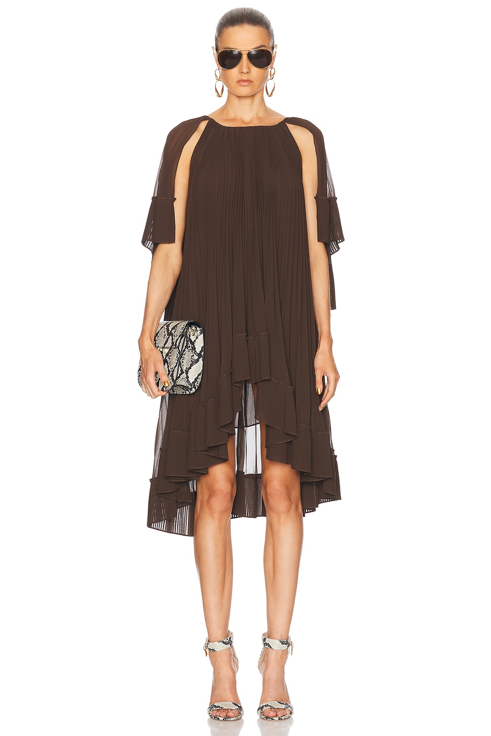 Освещающий плиссированный плащ-мини-платье Zimmermann, Chocolate
Освещающий плиссированный плащ-мини-платье Zimmermann, Chocolate