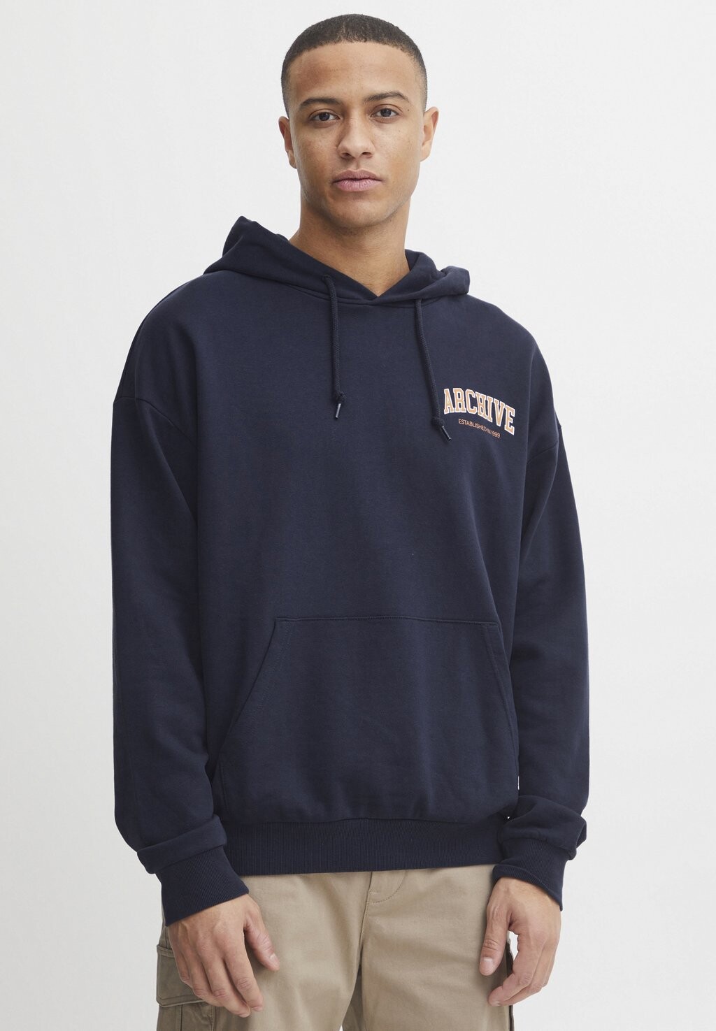 Толстовка с логотипом синего цвета SDFRANCISCO Solid, темно-синий
Толстовка с логотипом синего цвета SDFRANCISCO Solid, темно-синий