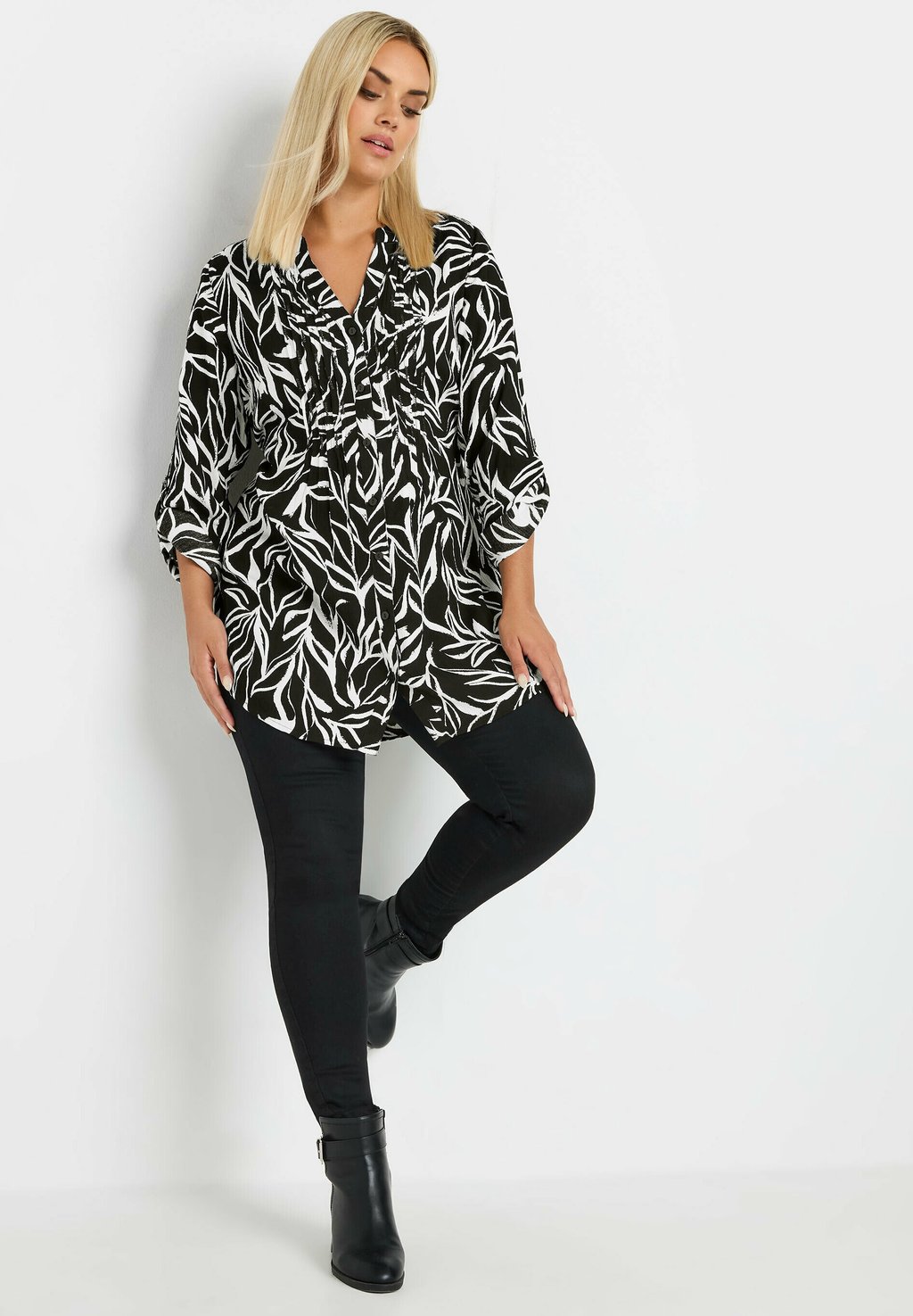 Блузка на пуговицах Yours Clothing, антрацит
Блузка на пуговицах Yours Clothing, антрацит