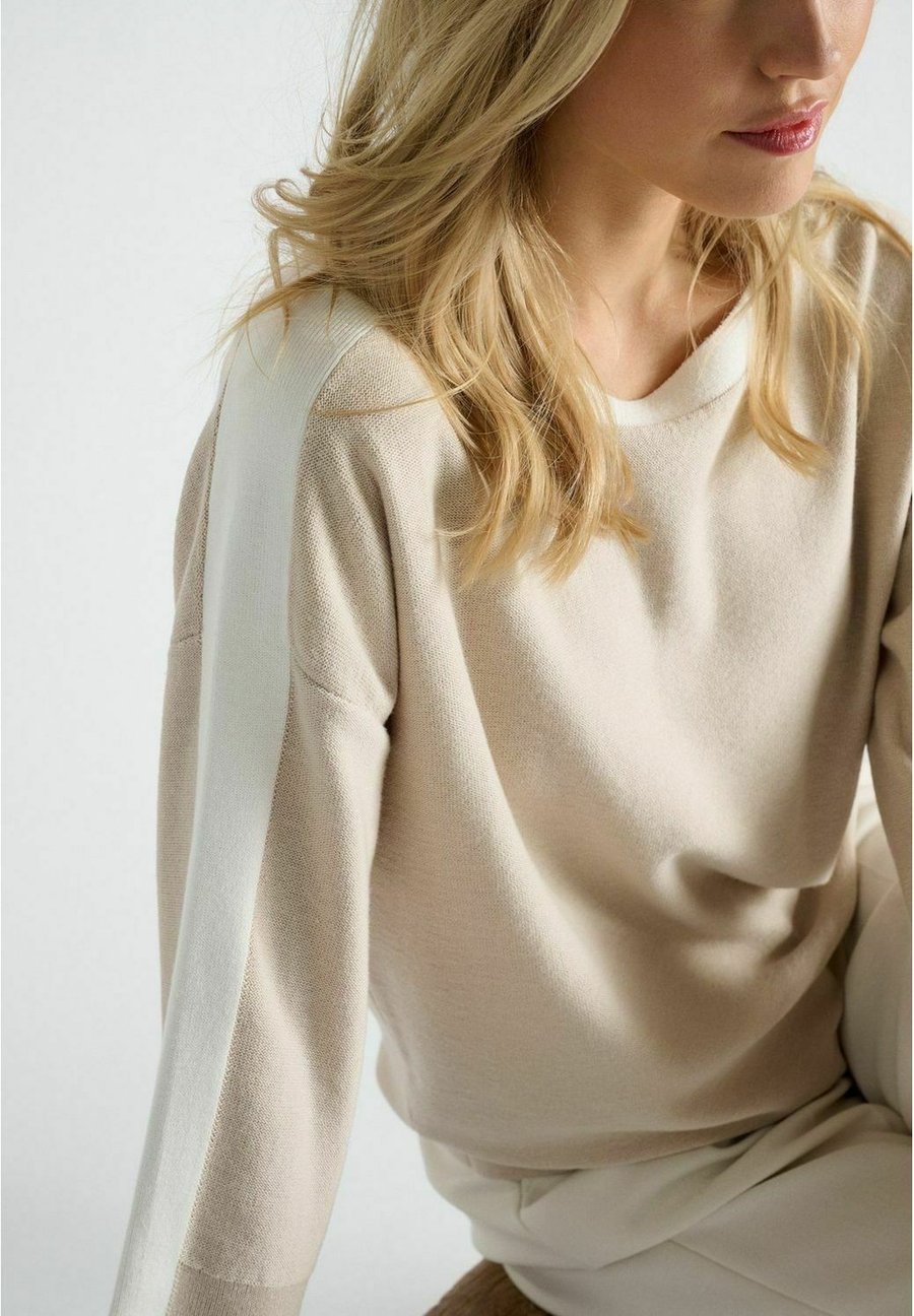 Джемпер Marie Méro Jumper, Beige
Джемпер Marie Méro Jumper, Beige