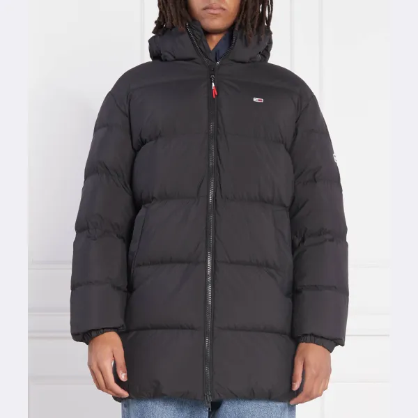 Пуховик Essential стандартного кроя Tommy Hilfiger, черный
Пуховик Essential стандартного кроя Tommy Hilfiger, черный