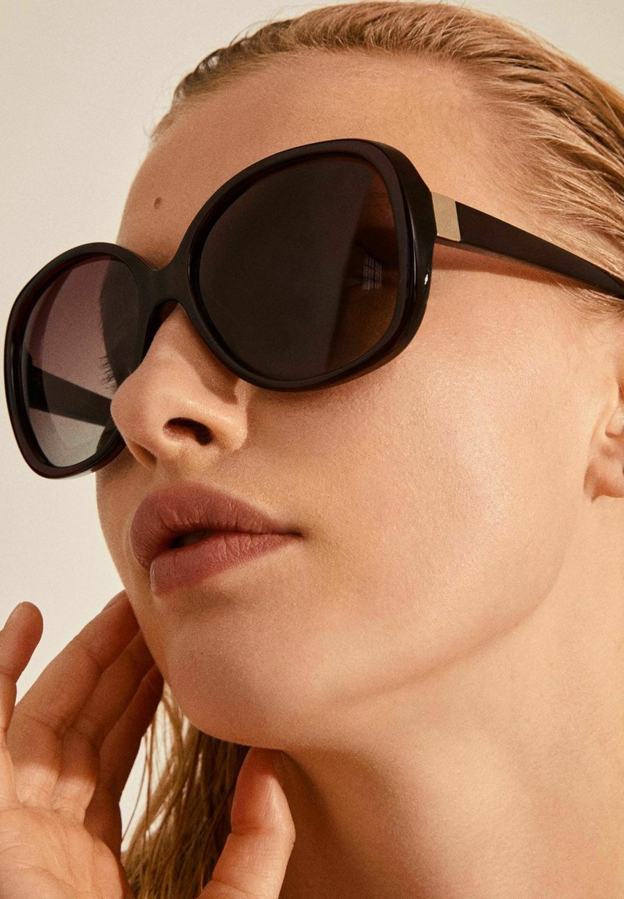 Солнцезащитные очки Pilgrim PARKER, Brown
Солнцезащитные очки Pilgrim PARKER, Brown