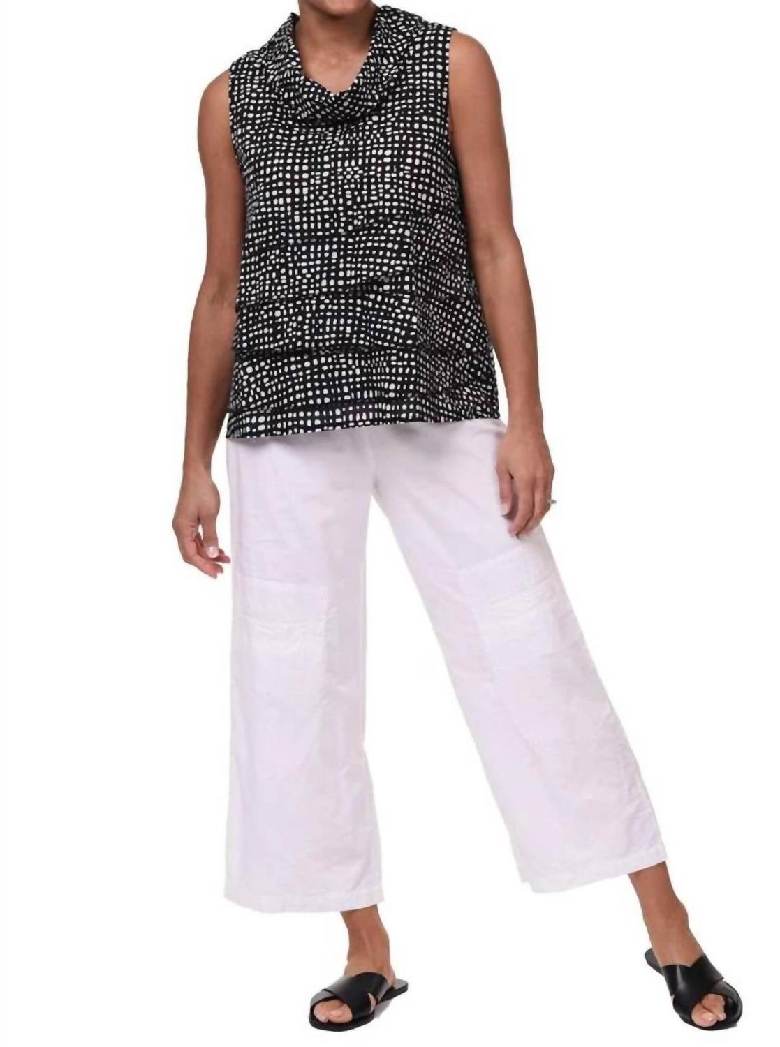 Топ-боди Leilani в черный горошек Tulip Clothing
Топ-боди Leilani в черный горошек Tulip Clothing