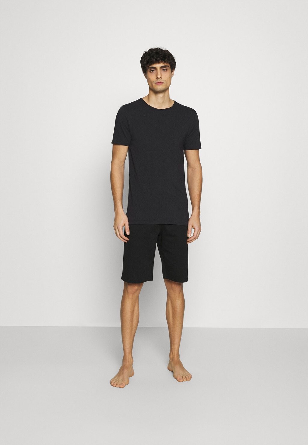 Базовая футболка HEIMDALL 2 PACK Tiger of Sweden, цвет black
Базовая футболка HEIMDALL 2 PACK Tiger of Sweden, цвет black