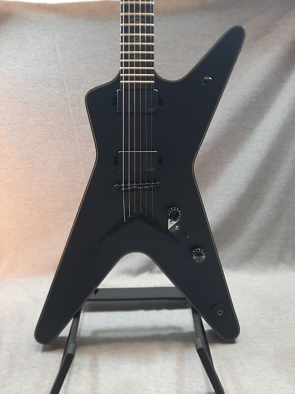 Электрогитара Dean ML Select Fluence 2023 - Black Satin
Электрогитара Dean ML Select Fluence 2023 - Black Satin