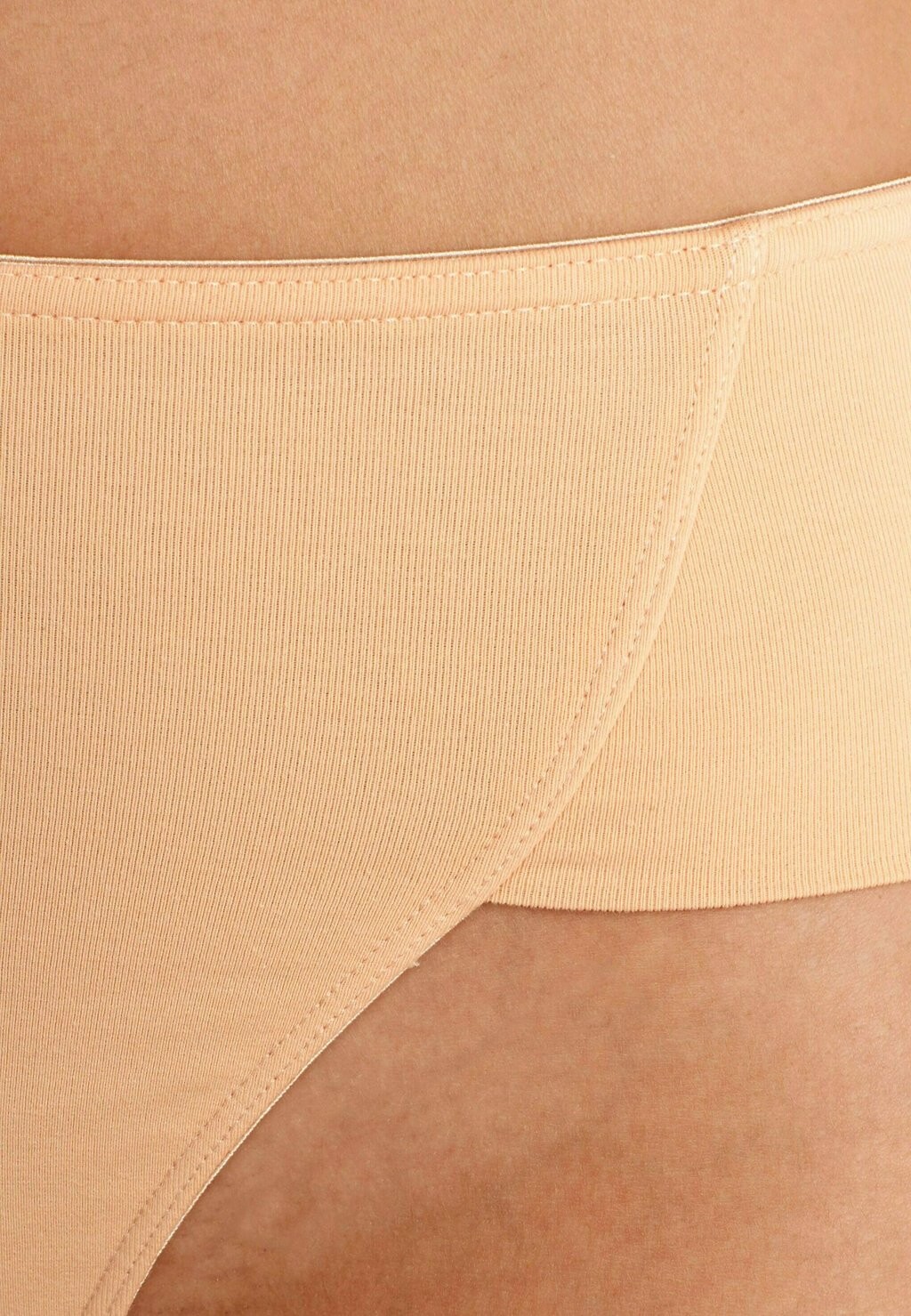 Трусы FORMSTRING LASCANA, бежевый
Трусы FORMSTRING LASCANA, бежевый