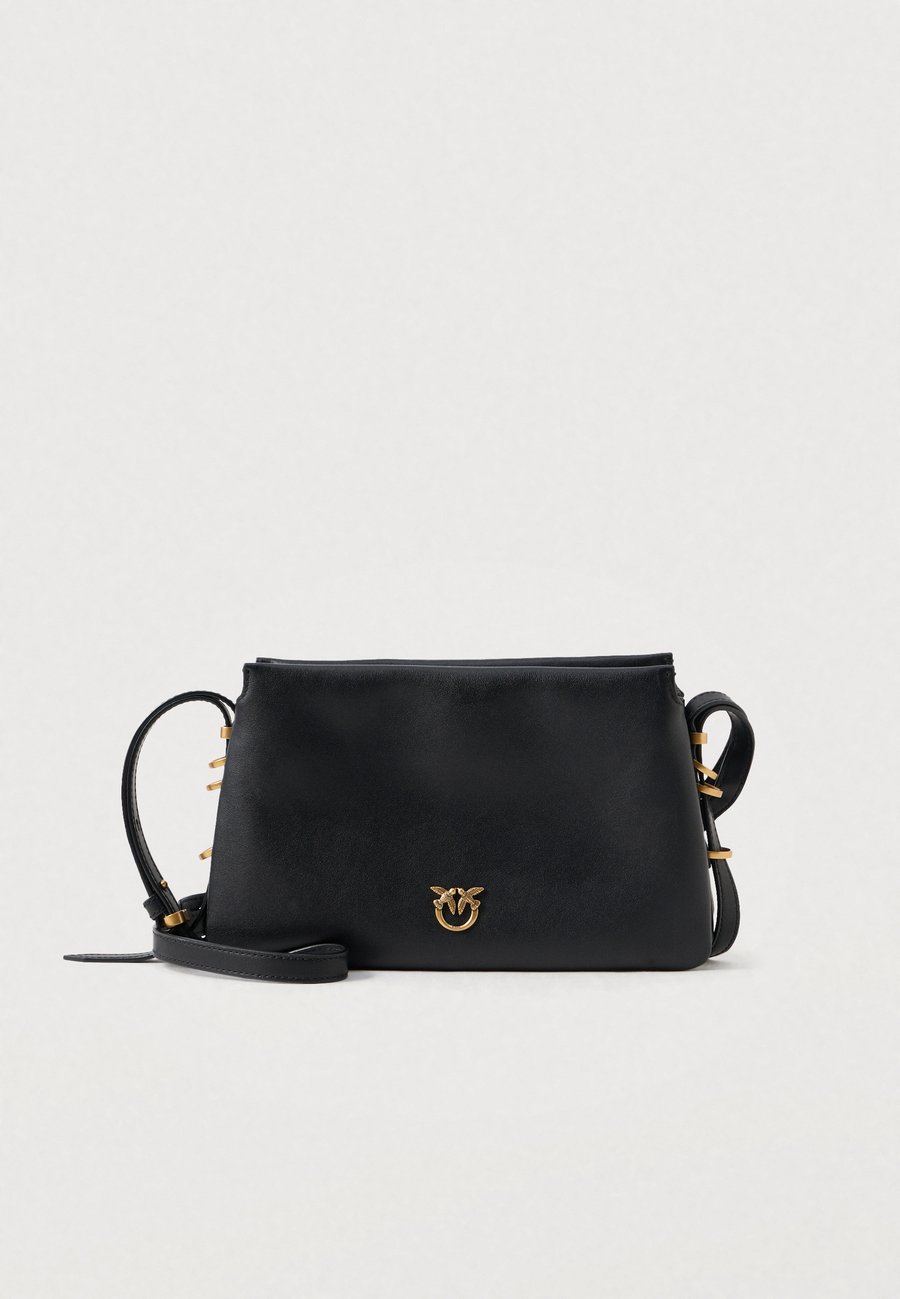 Сумка кросс-боди Pinko TRIPLET MINI, Nero/Black
Сумка кросс-боди Pinko TRIPLET MINI, Nero/Black