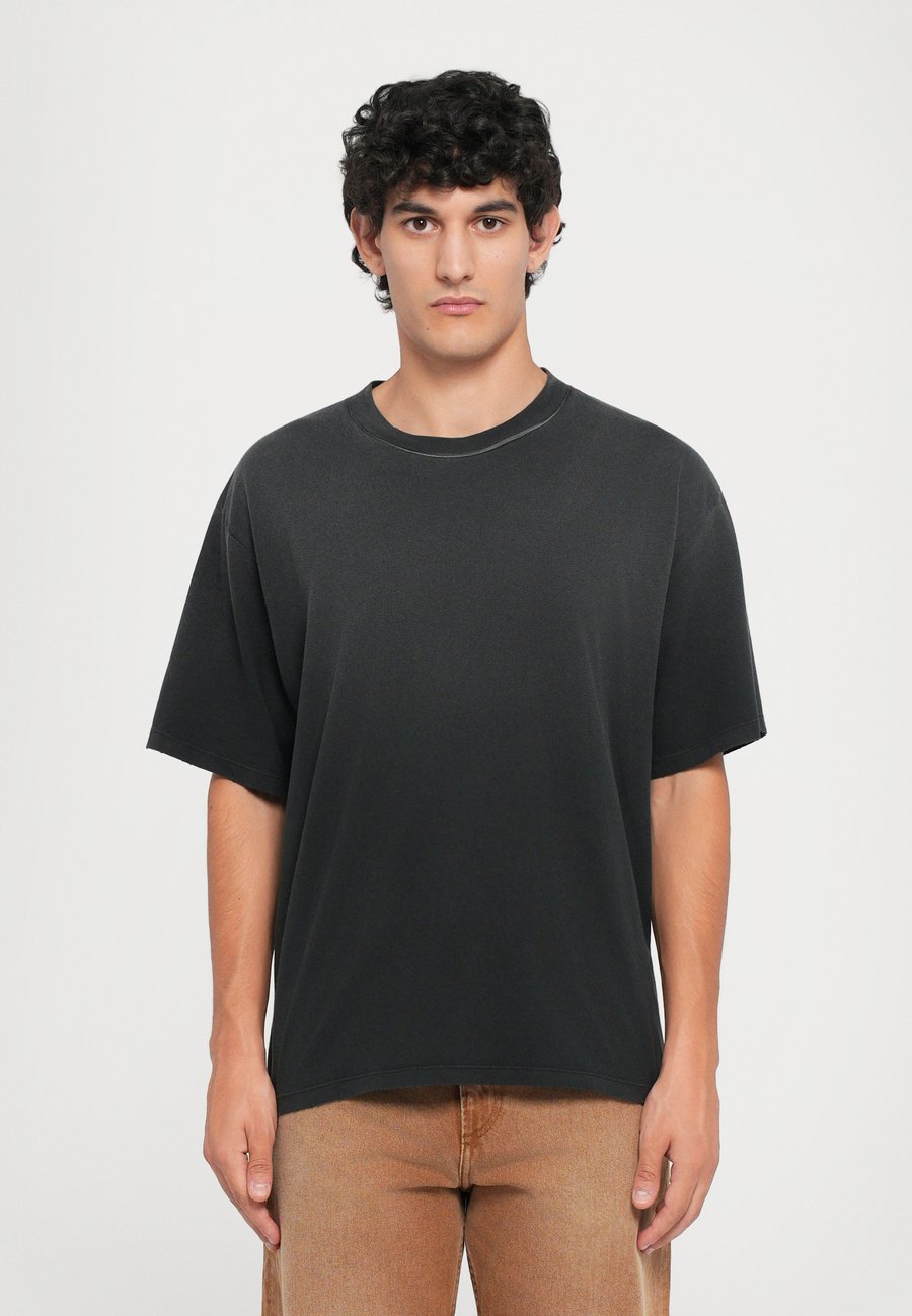 Футболка sandro Basic T-shirt, Noir/Black
Футболка sandro Basic T-shirt, Noir/Black