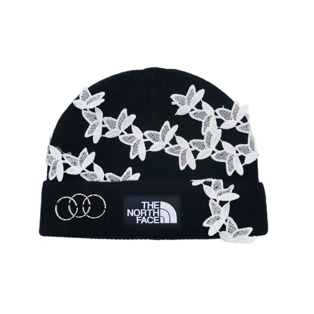 Нейлоновая шапка унисекс THE NORTH FACE, черный
Нейлоновая шапка унисекс THE NORTH FACE, черный
