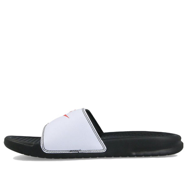 Тапочки benassi jdi 'black game red' Nike, черный 
Тапочки benassi jdi 'black game red' Nike, черный