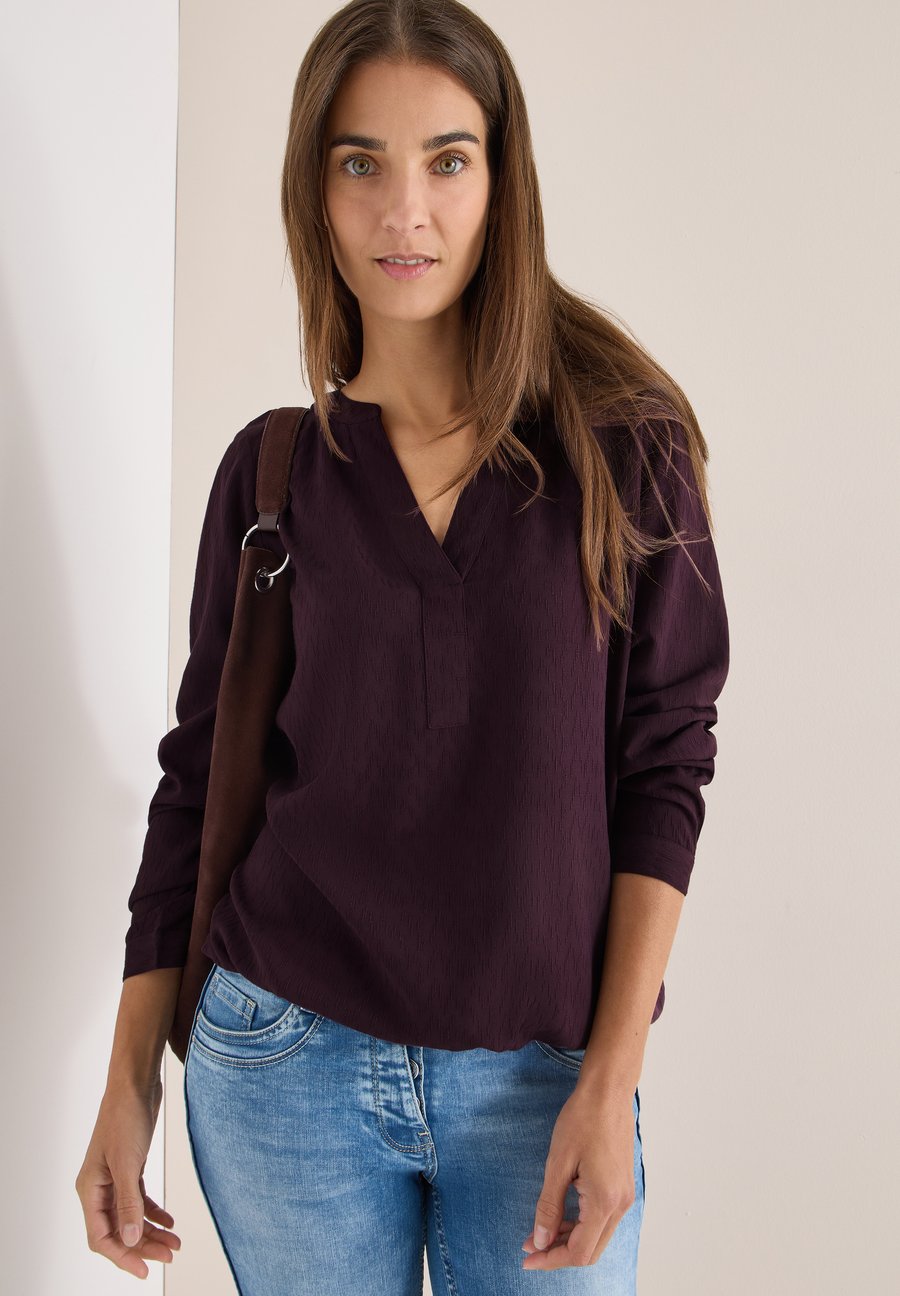 Блуза Cecil IN UNIFARBE, Rot/Dark Red
Блуза Cecil IN UNIFARBE, Rot/Dark Red