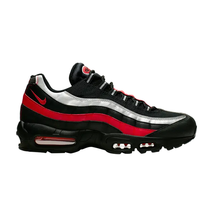 Кроссовки Nike Air Max 95 'University Red', черный
Кроссовки Nike Air Max 95 'University Red', черный
