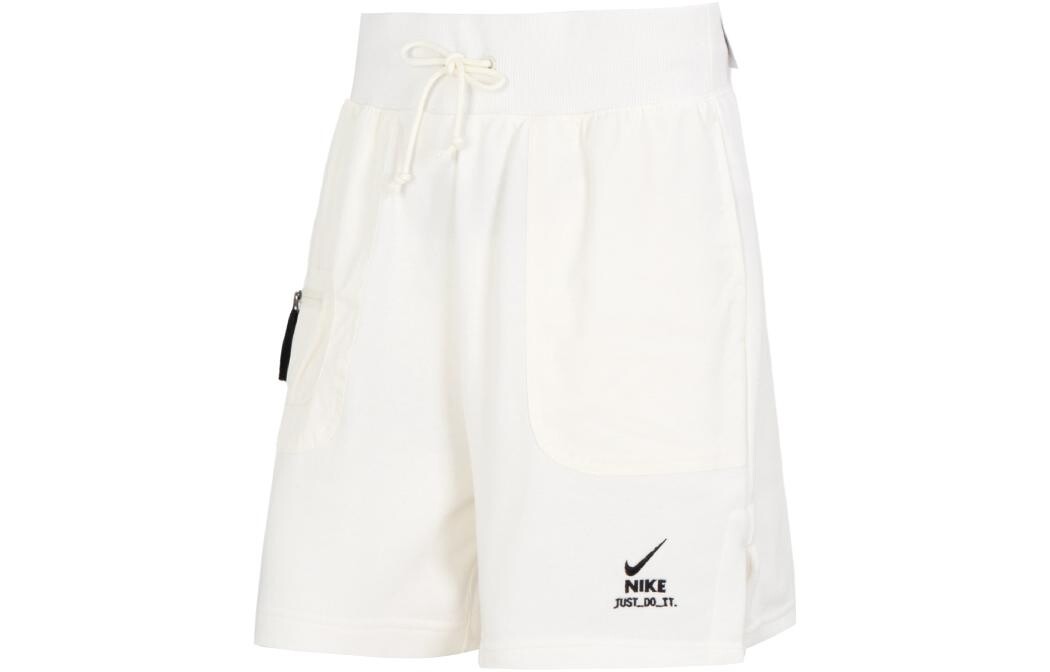 Спортивные шорты женские белые Nike
Спортивные шорты женские белые Nike