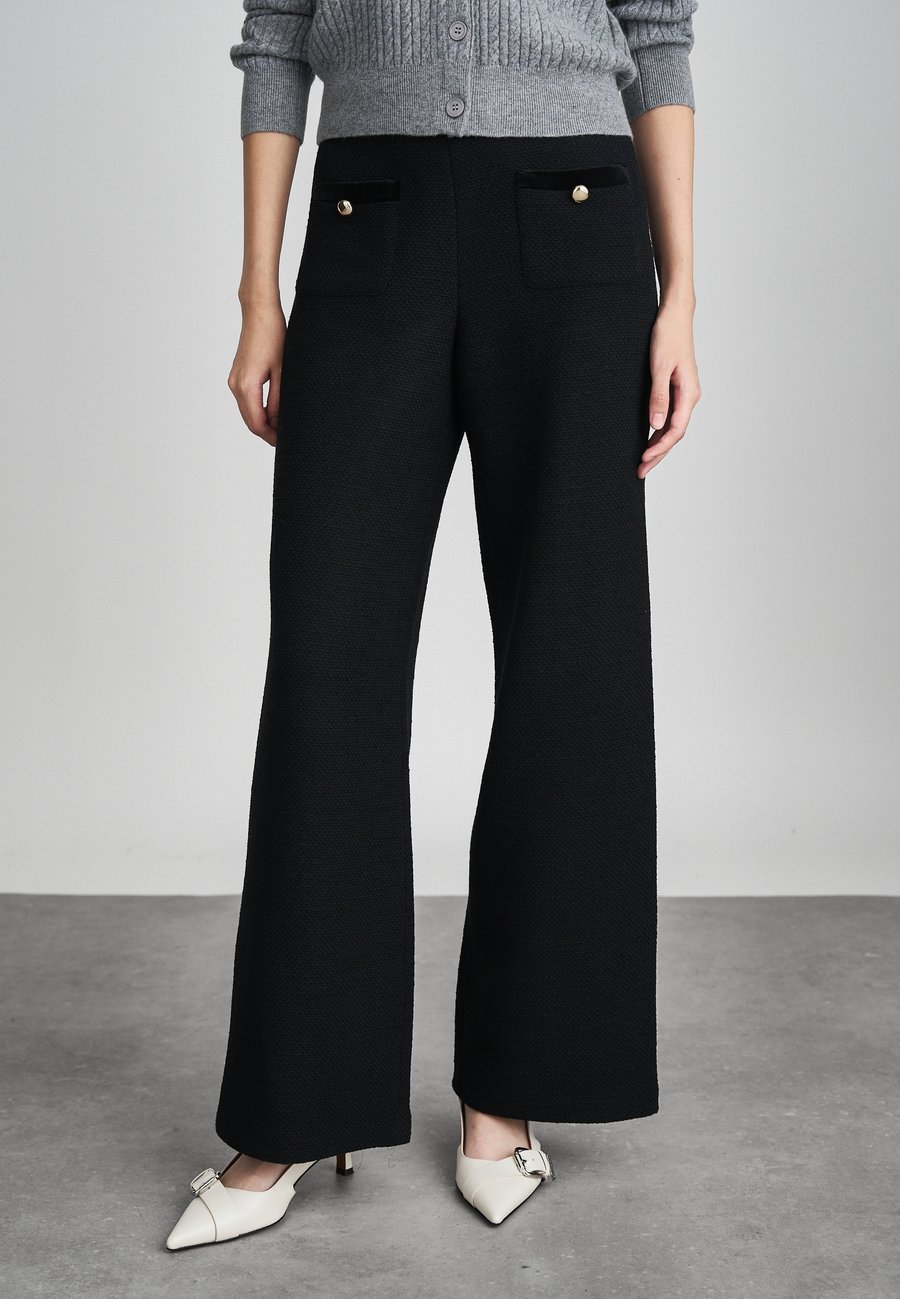 Брюки Maje PILLONETTE, Noir/Black
Брюки Maje PILLONETTE, Noir/Black