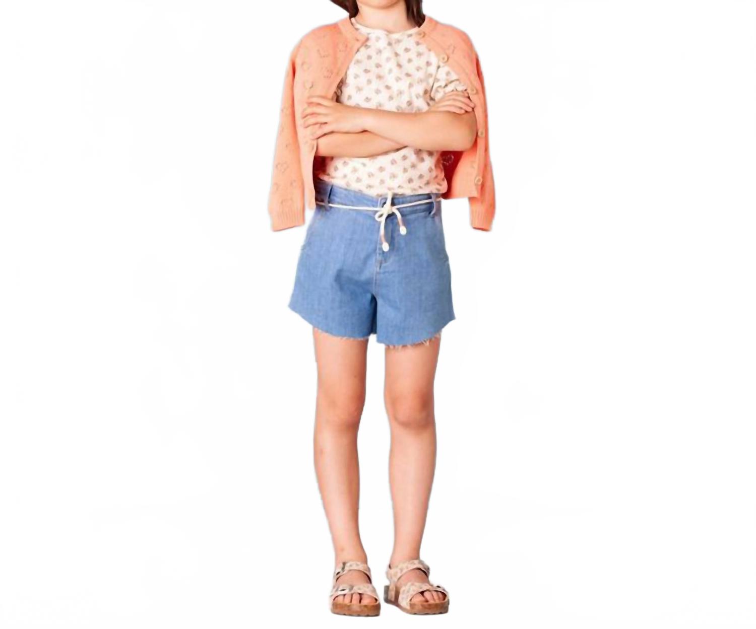 Джинсовые шорты с завязками на талии в синем цвете Tocoto Vintage
Джинсовые шорты с завязками на талии в синем цвете Tocoto Vintage