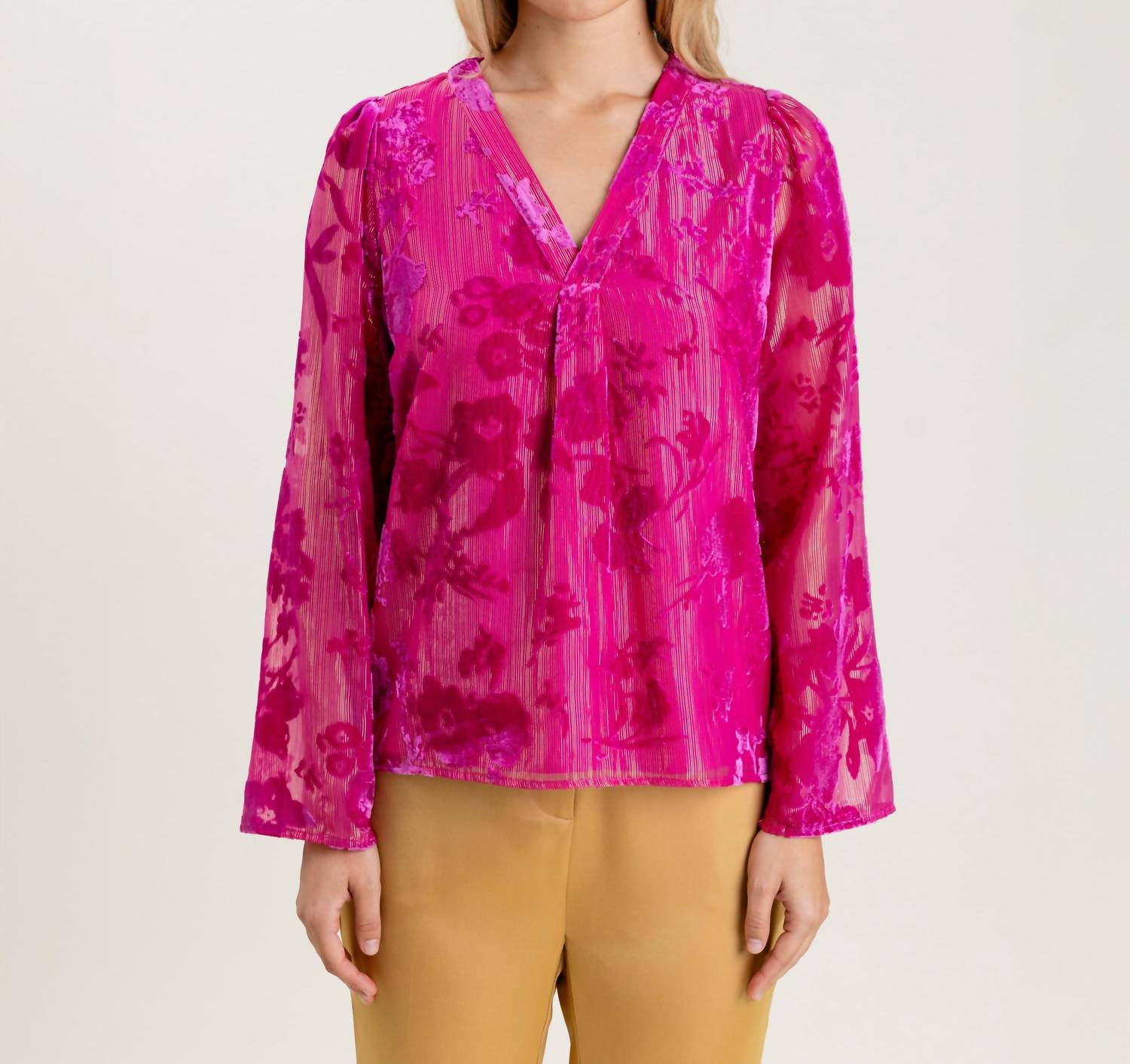 Джоли Топ В Опере S'edge, цвет opera
Джоли Топ В Опере S'edge, цвет opera