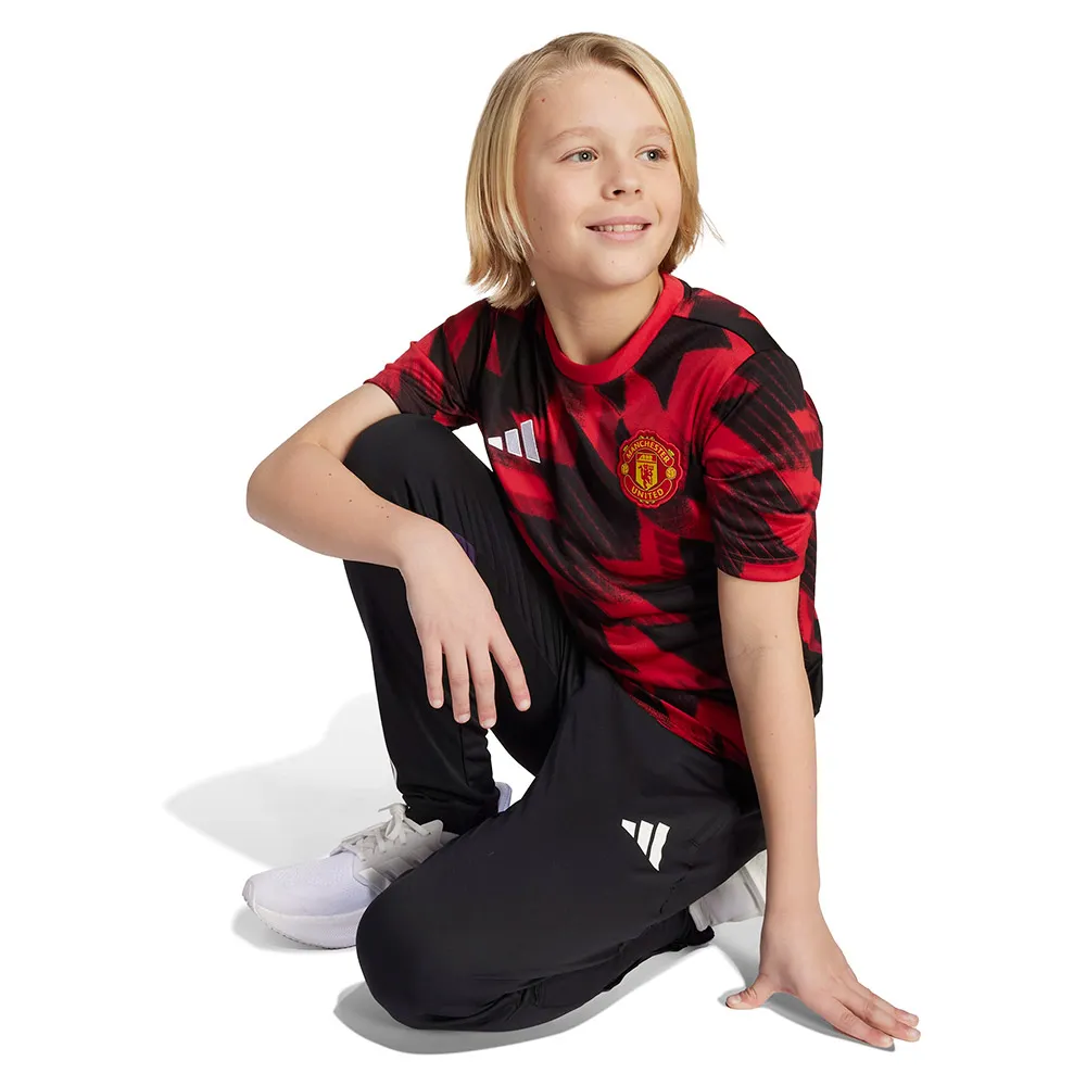 Футболка с коротким рукавом adidas Manchester United 25/26 pre match junior, красный
Футболка с коротким рукавом adidas Manchester United 25/26 pre match junior, красный