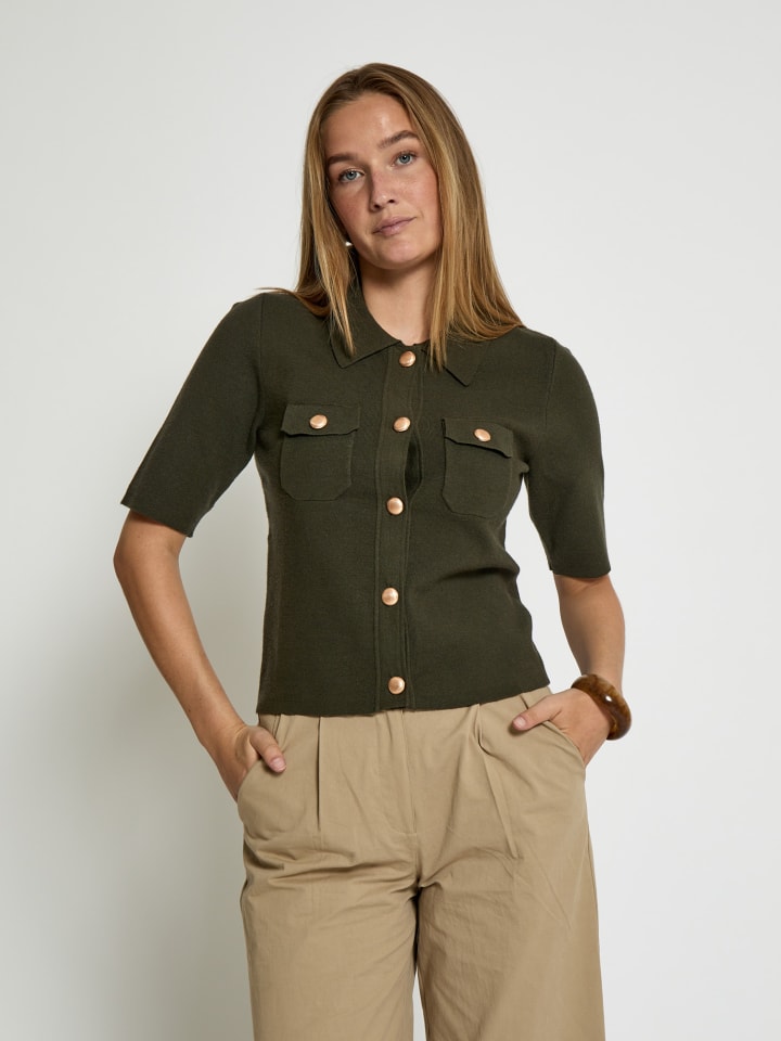 Кардиган цвета виноградных листьев Peppercorn
Кардиган цвета виноградных листьев Peppercorn