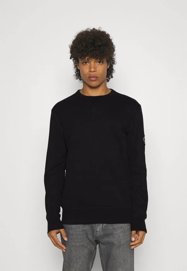 Толстовка с круглым вырезом и логотипом. Calvin Klein Jeans, Black, Черный, Толстовка с круглым вырезом и логотипом. Calvin Klein Jeans, Black
Толстовка с круглым вырезом и логотипом. Calvin Klein Jeans, Black, Черный, Толстовка с круглым вырезом и логотипом. Calvin Klein Jeans, Black
