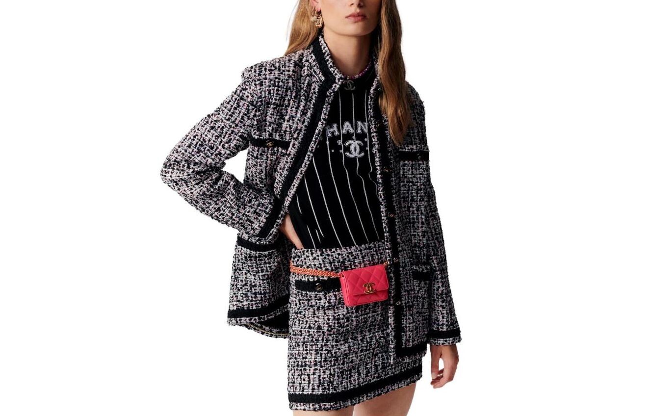 Повседневная юбка женская черная Chanel
Повседневная юбка женская черная Chanel