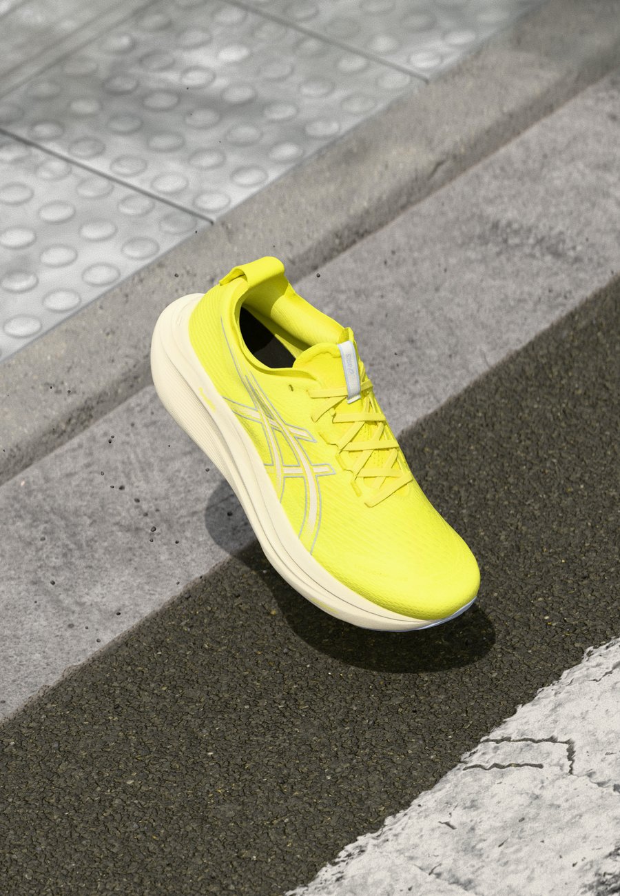 Кроссовки ASICS GEL NIMBUS 27, Citron/Cream/Yellow
Кроссовки ASICS GEL NIMBUS 27, Citron/Cream/Yellow