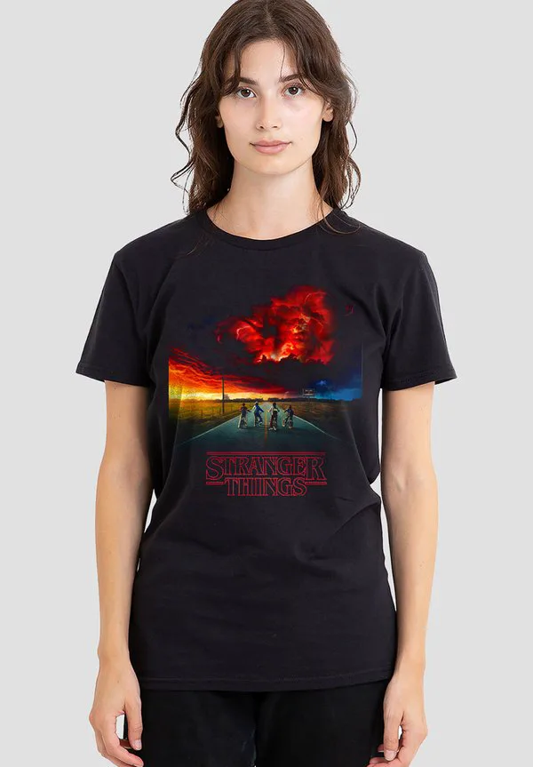 Футболка с принтом постера «очень странные дела» и изображением пожирателя разума. Netflix, Black, Черный, Футболка с принтом постера «очень странные дела» и изображением пожирателя разума. Netflix, Black
Футболка с принтом постера «очень странные дела» и изображением пожирателя разума. Netflix, Black, Черный, Футболка с принтом постера «очень странные дела» и изображением пожирателя разума. Netflix, Black