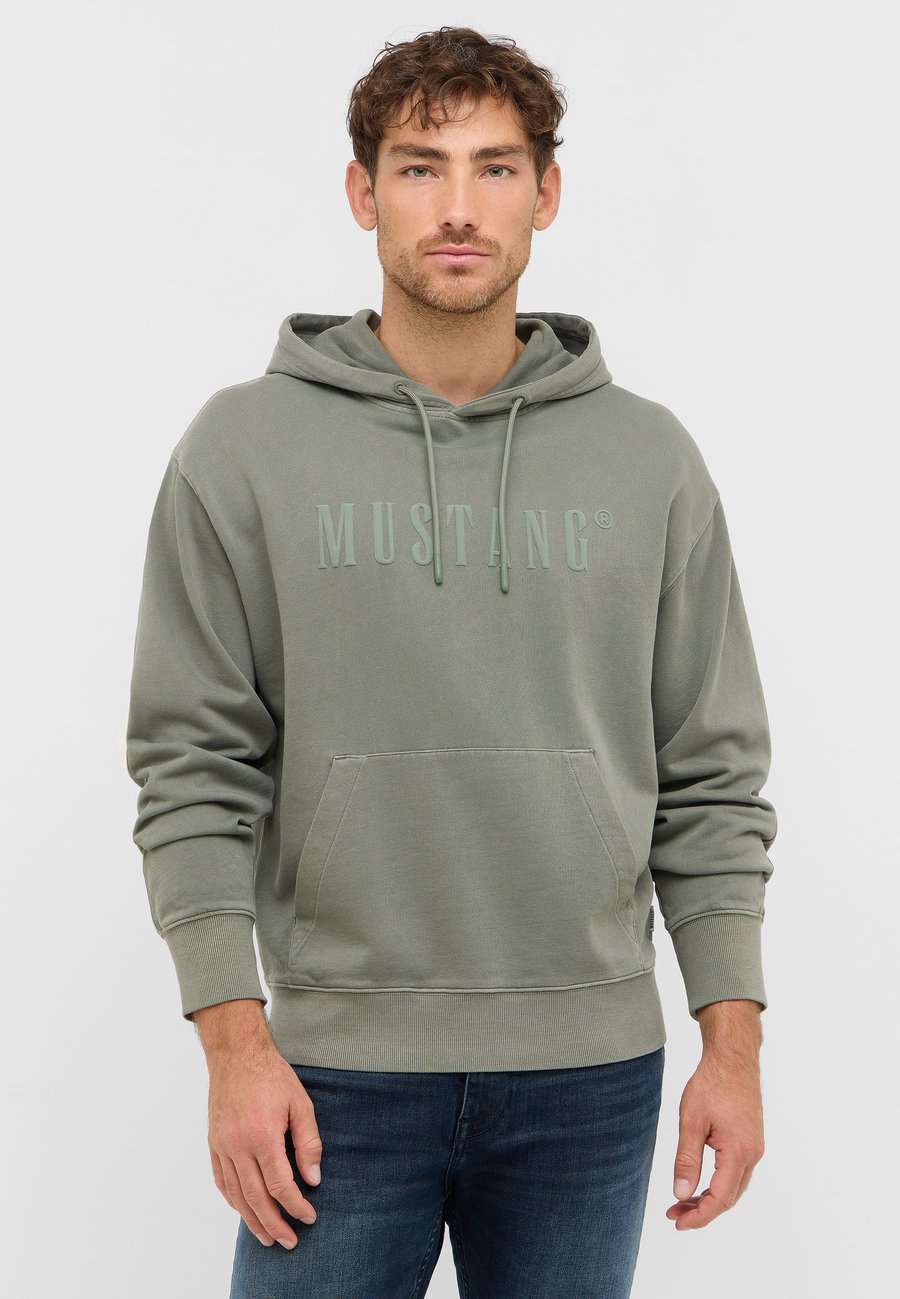 Худи Mustang Hoodie, Grün/Green
Худи Mustang Hoodie, Grün/Green
